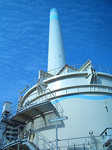 発電所のシンボル大煙突