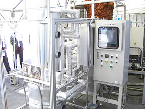 CO2回収実験装置