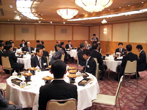 懇親会風景